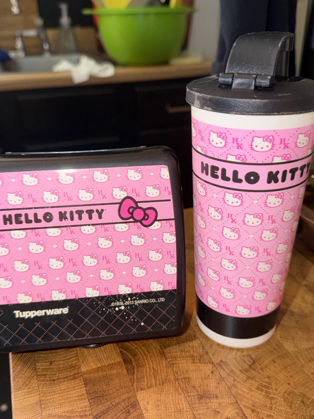 Tupperware Hello Kitty Pink Lunchbox and Travel Tumbler Set